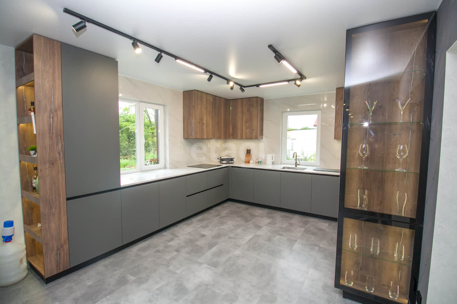 Продажа дома, 290м <sup>2</sup>, 10 сот., Южно-Сахалинск, Сахалинская область,  