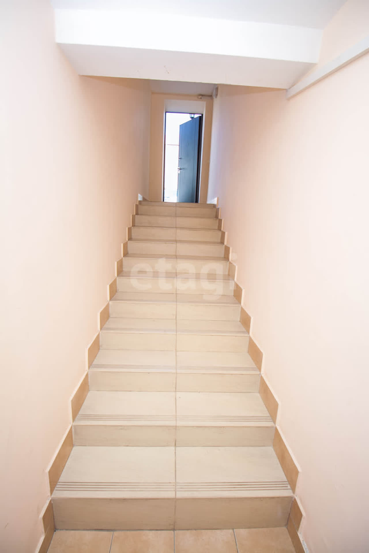 Продажа коммерческой недвижимости, 56м <sup>2</sup>, Южно-Сахалинск, Сахалинская область,  Южно-Сахалинск