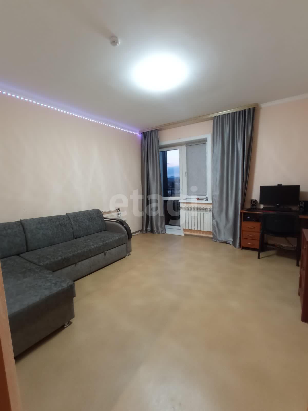 Продажа 2-комнатной квартиры, Южно-Сахалинск, Сахалинская область,  Южно-Сахалинск