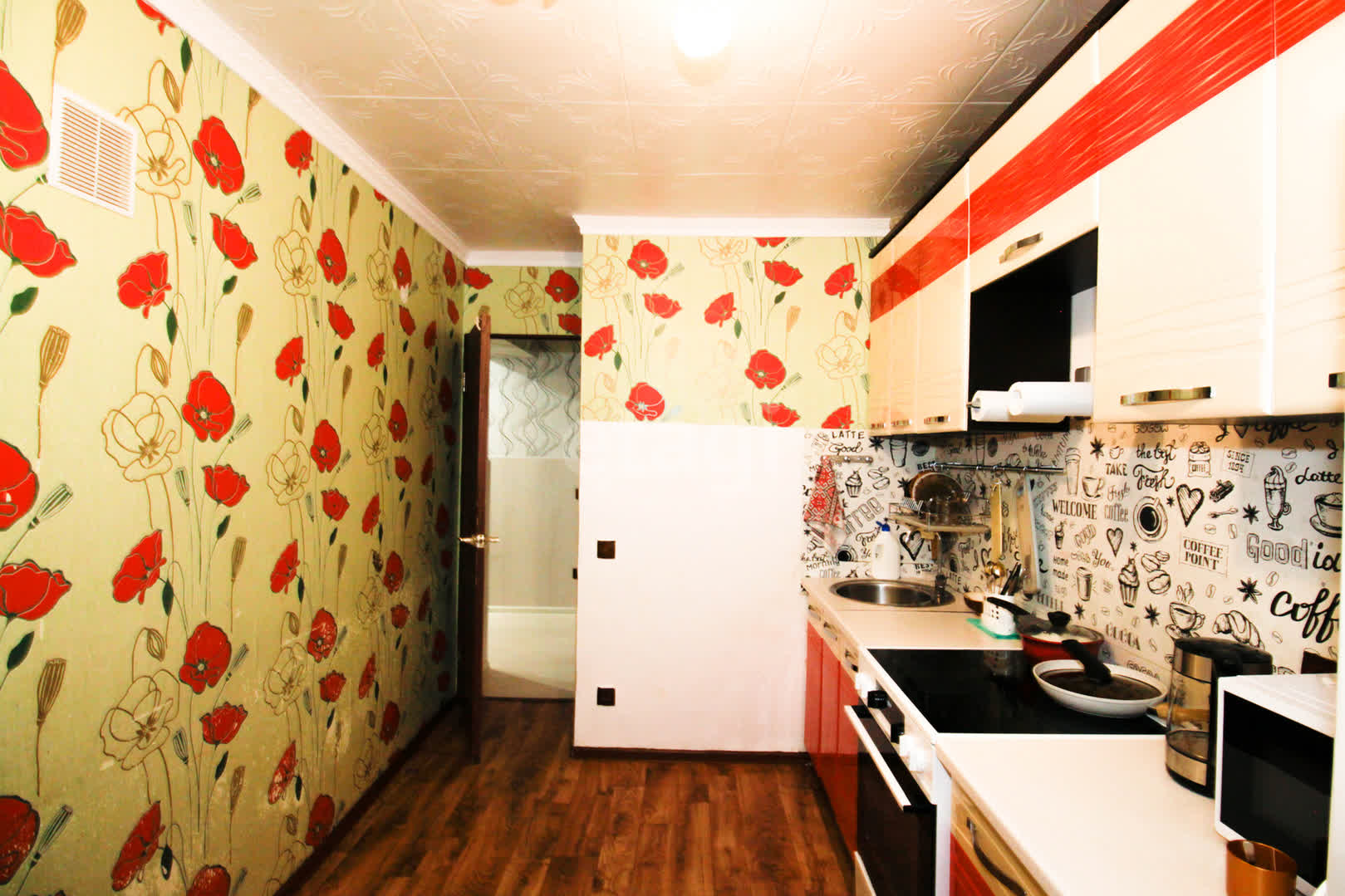 Продажа 4-комнатной квартиры, Южно-Сахалинск, Сахалинская область,  Южно-Сахалинск