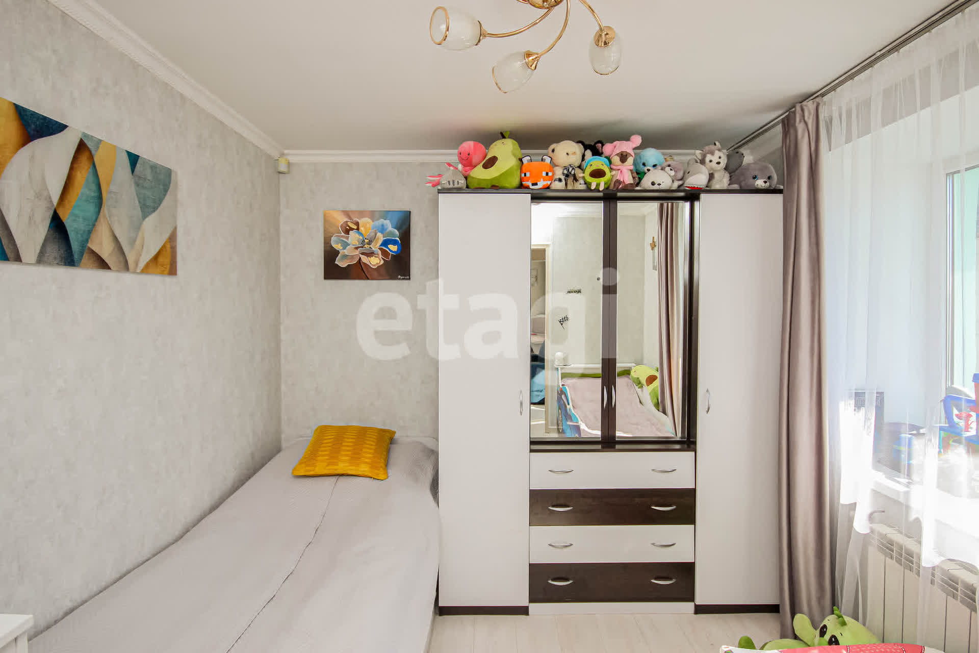 Продажа 3-комнатной квартиры, Улан-Удэ, Республика Бурятия,  Улан-Удэ