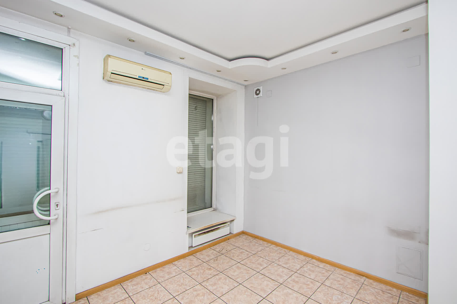 Продажа коммерческой недвижимости, 42м <sup>2</sup>, Улан-Удэ, Бурятия,  Улан-Удэ