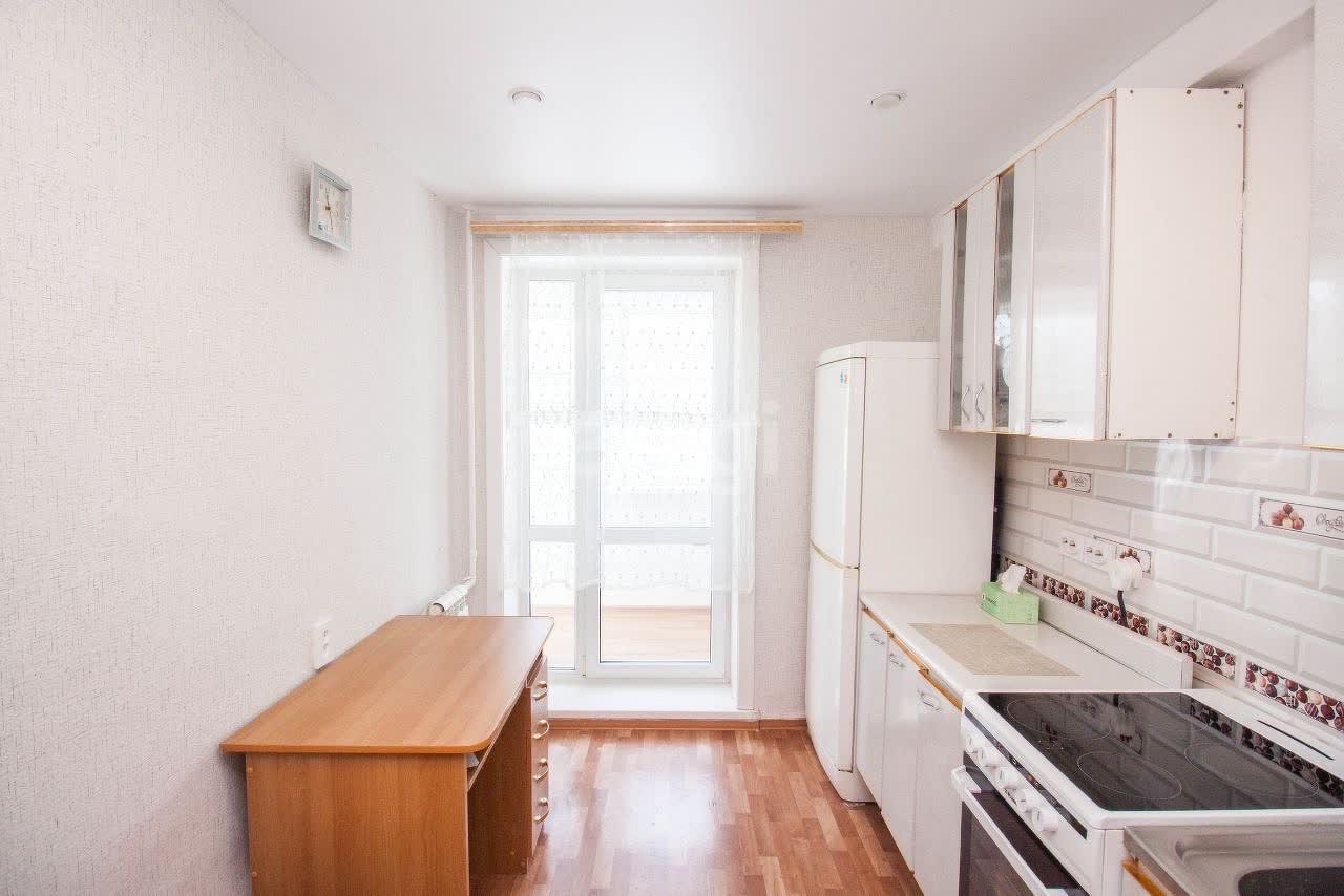 Продажа 2-комнатной квартиры, Южно-Сахалинск, Сахалинская область,  Южно-Сахалинск