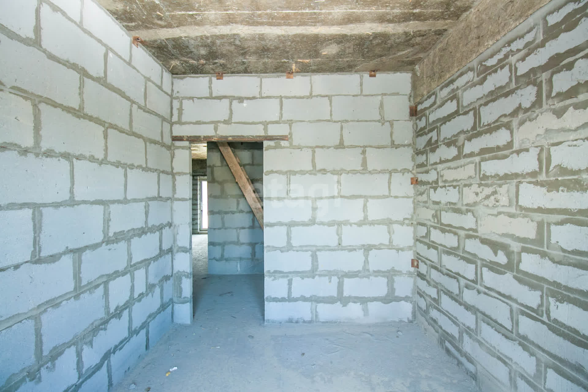 Продажа 4-комнатной квартиры, Южно-Сахалинск, Сахалинская область,  Южно-Сахалинск