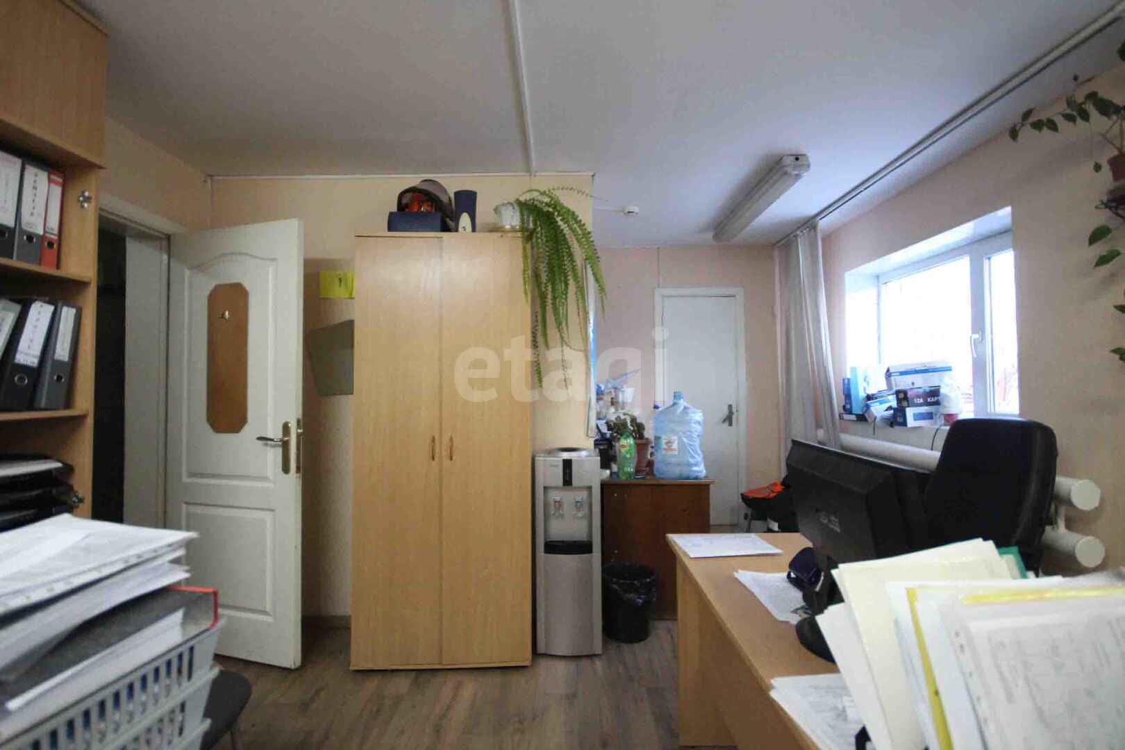 Аренда коммерческой недвижимости, 2500м <sup>2</sup>, Новый Уренгой, Ямало-Ненецкий АО,  Новый Уренгой