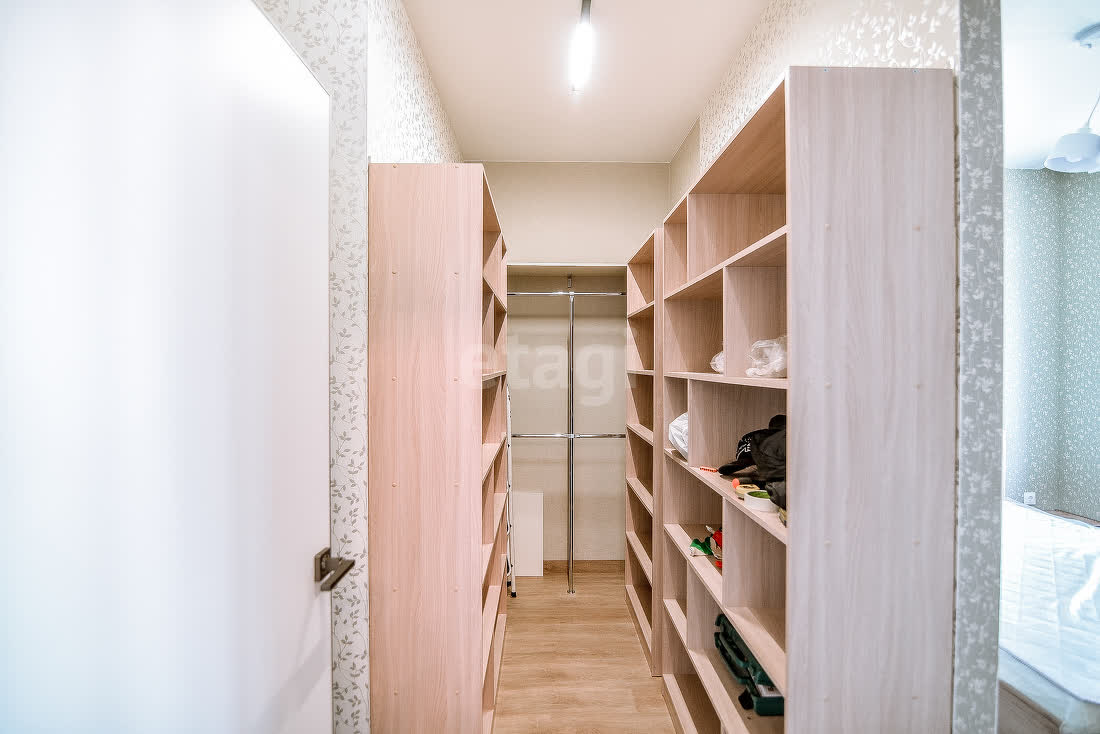 Продажа 2-комнатной квартиры, Южно-Сахалинск, Сахалинская область,  Южно-Сахалинск