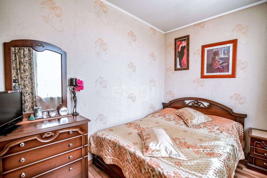 Продажа 2-комнатной квартиры, Южно-Сахалинск, Сахалинская область,  Южно-Сахалинск