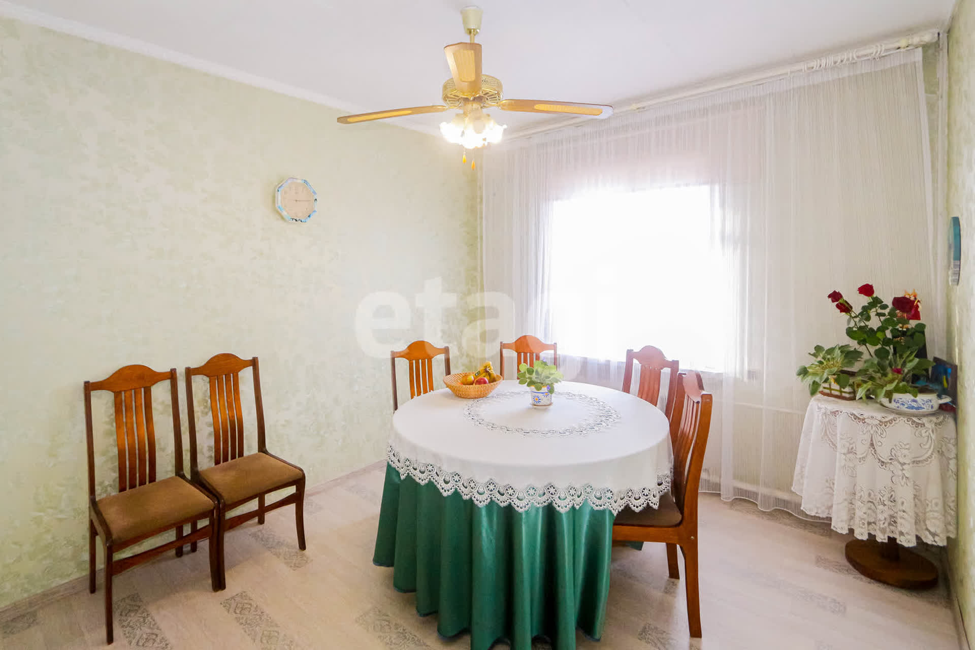 Продажа дома, 245м <sup>2</sup>, 8 сот., Улан-Удэ, Республика Бурятия,  Железнодорожный