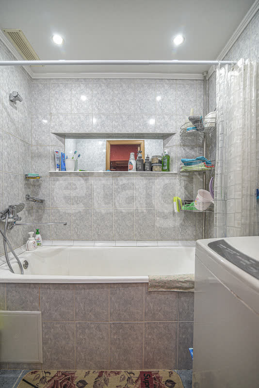 Продажа 3-комнатной квартиры, Южно-Сахалинск, Сахалинская область,  Южно-Сахалинск