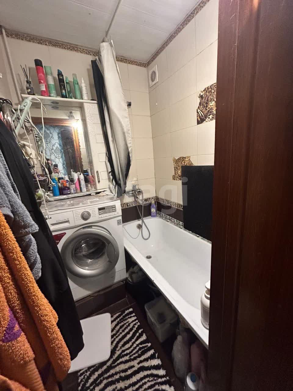 Продажа 2-комнатной квартиры, Южно-Сахалинск, Сахалинская область,  Южно-Сахалинск