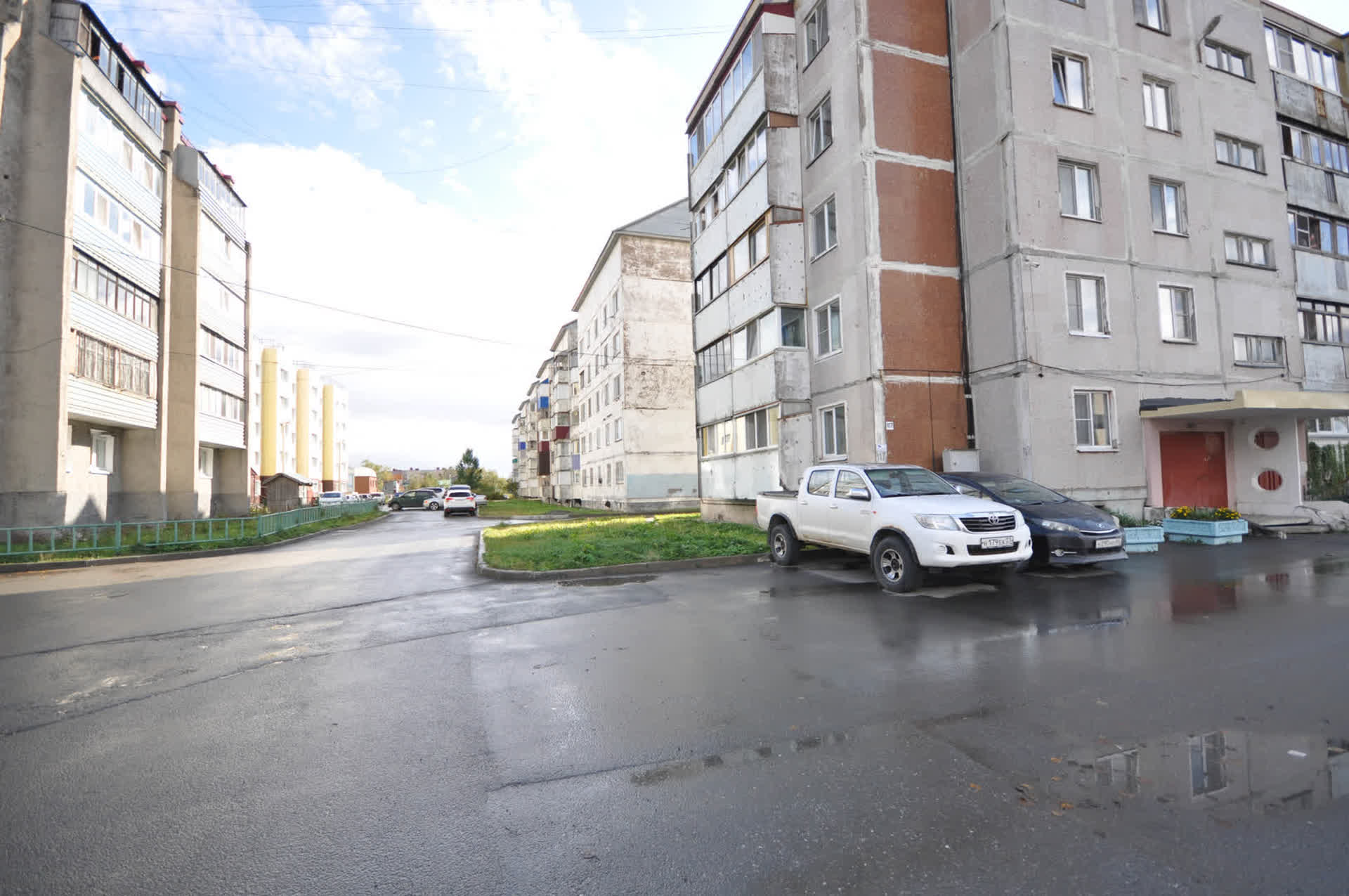 Продажа 3-комнатной квартиры, Южно-Сахалинск, Сахалинская область,  Южно-Сахалинск