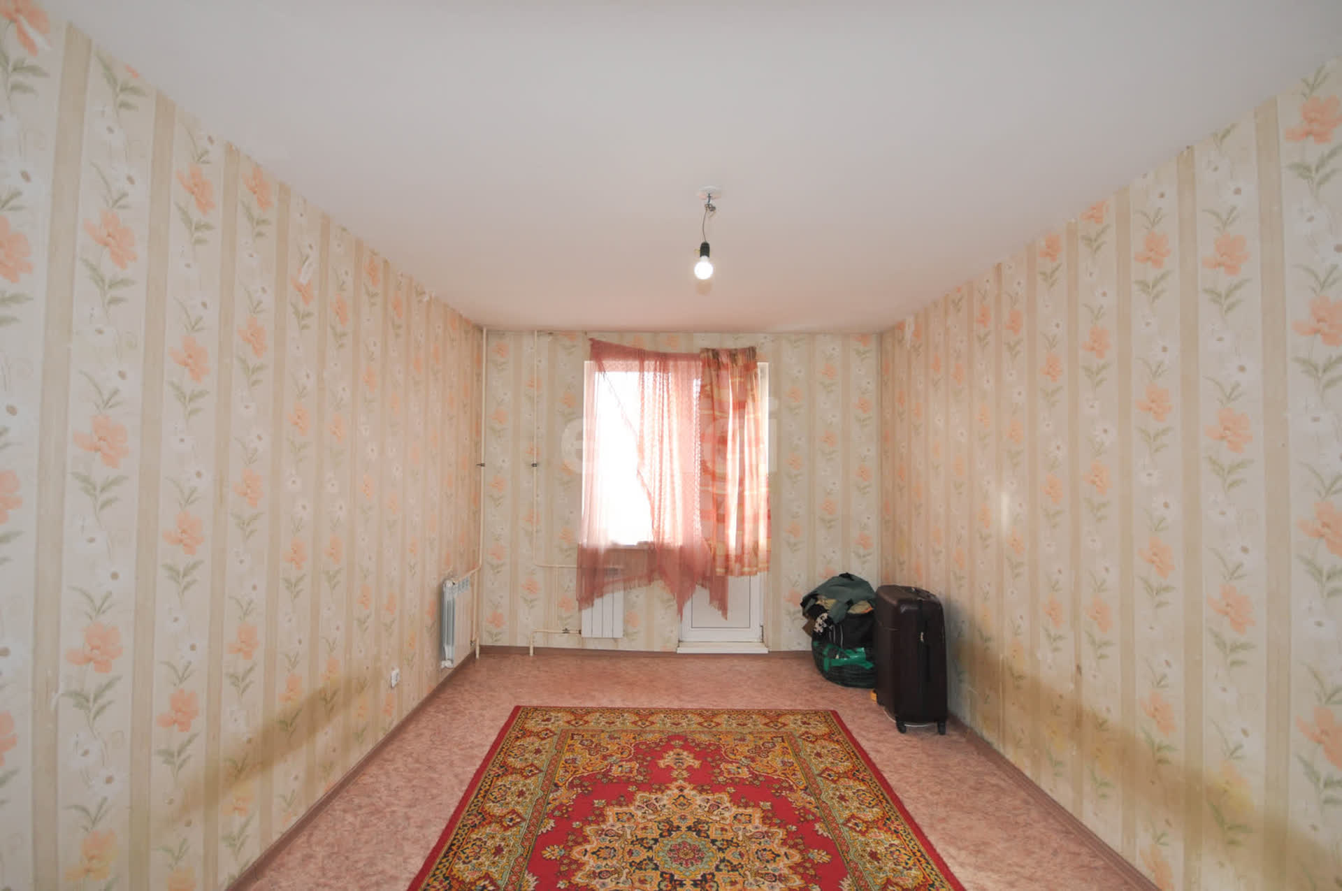 Продажа 2-комнатной квартиры, Южно-Сахалинск, Сахалинская область,  Южно-Сахалинск