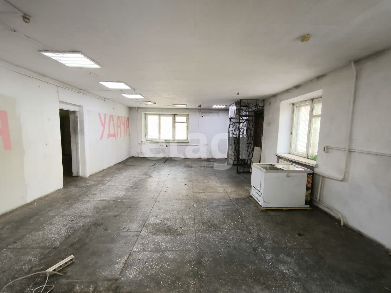 Продажа коммерческой недвижимости, 136м <sup>2</sup>, Улан-Удэ, Бурятия,  Улан-Удэ