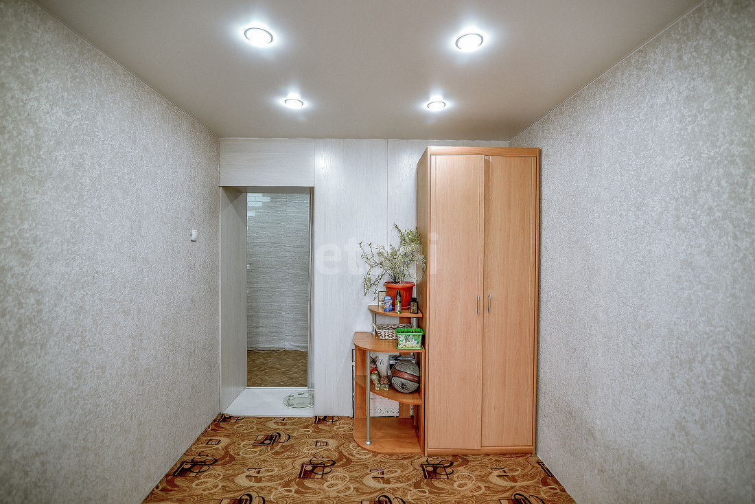 Продажа 3-комнатной квартиры, Южно-Сахалинск, Сахалинская область,  Южно-Сахалинск