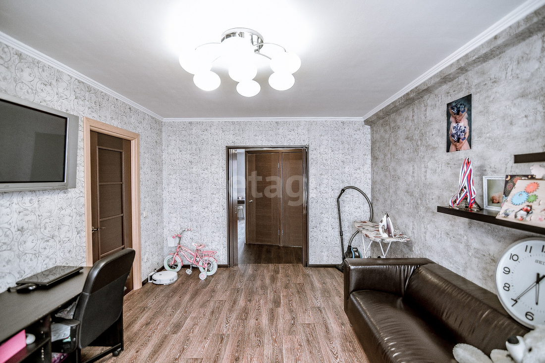 Продажа 3-комнатной квартиры, Южно-Сахалинск, Сахалинская область,  Южно-Сахалинск