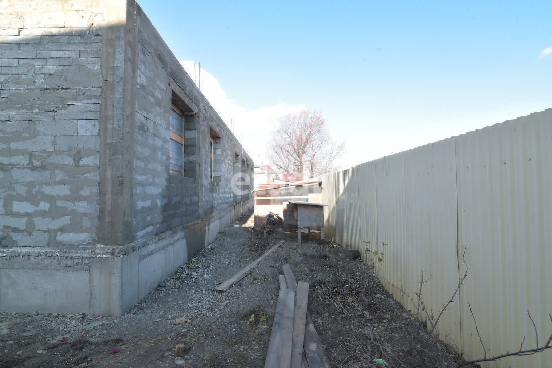 Продажа коммерческой недвижимости, 300м <sup>2</sup>, Южно-Сахалинск, Сахалинская область,  Южно-Сахалинск