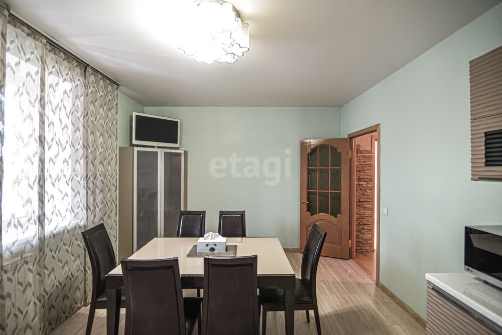 Аренда 3-комнатной квартиры, Южно-Сахалинск, Сахалинская область,  Южно-Сахалинск