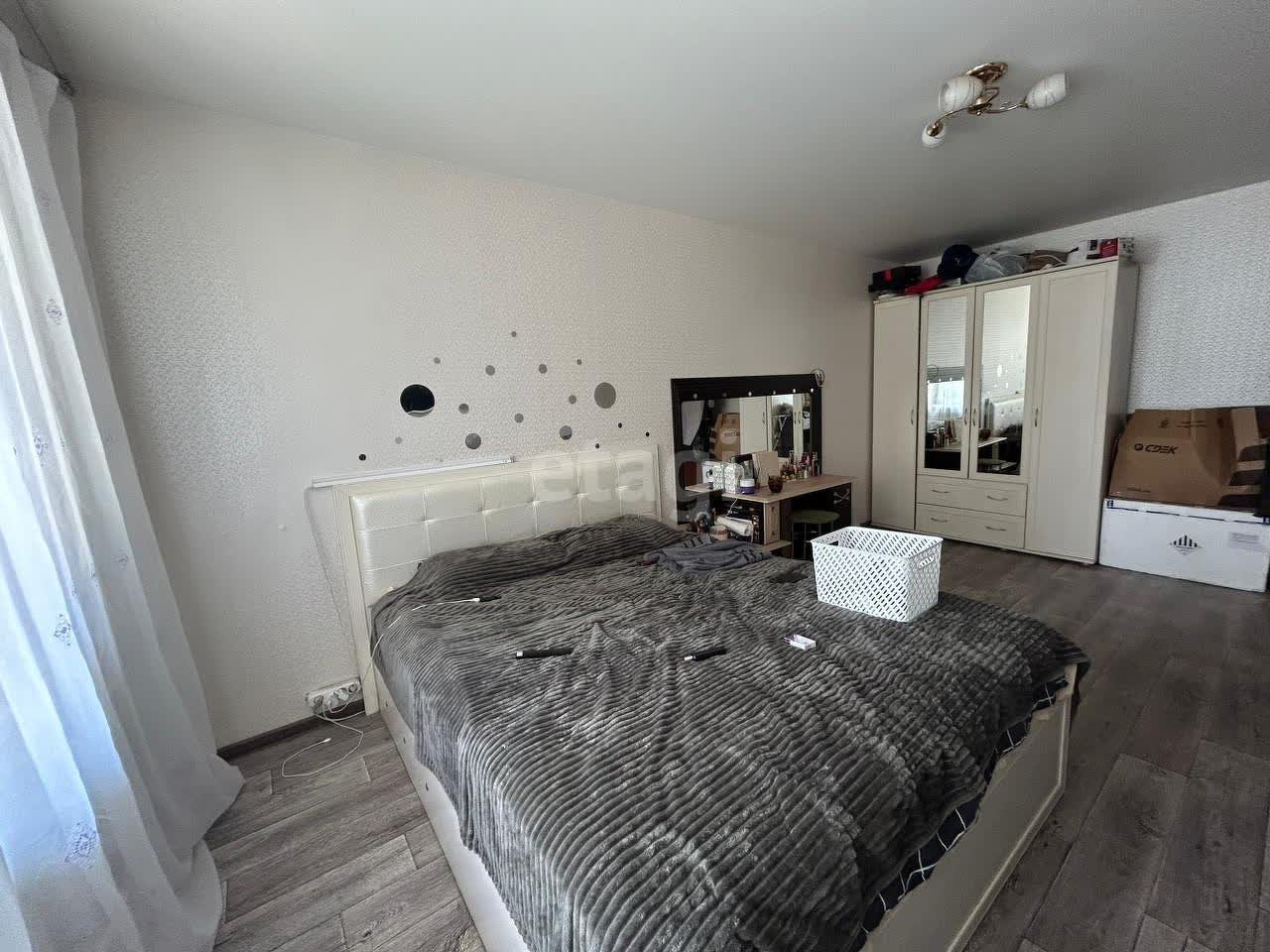 Продажа 2-комнатной квартиры, Южно-Сахалинск, Сахалинская область,  Южно-Сахалинск