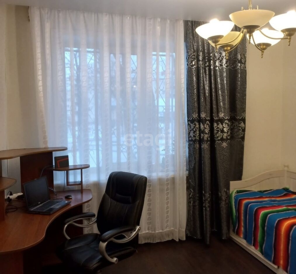 Продажа 3-комнатной квартиры, Южно-Сахалинск, Сахалинская область,  Южно-Сахалинск