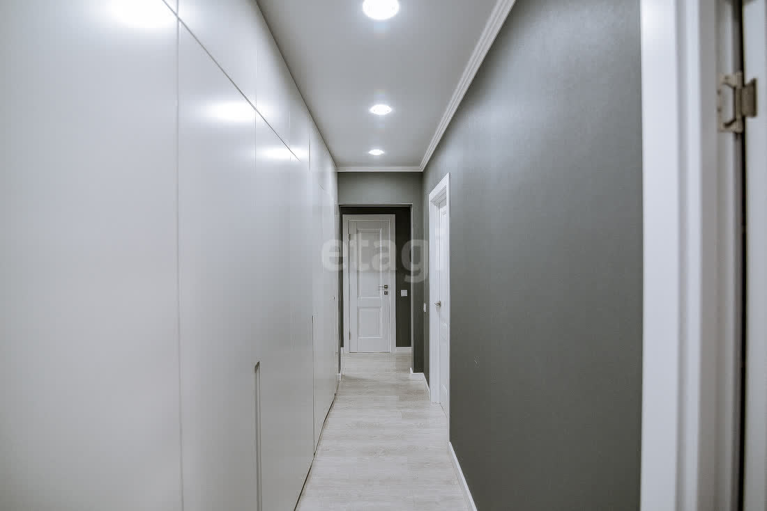 Продажа 3-комнатной квартиры, Южно-Сахалинск, Сахалинская область,  Южно-Сахалинск