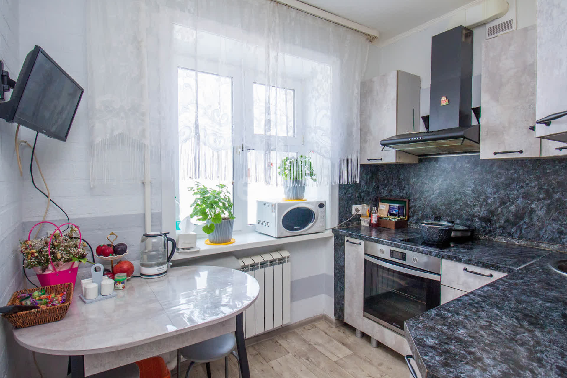 Продажа 3-комнатной квартиры, Южно-Сахалинск, Сахалинская область,  Южно-Сахалинск