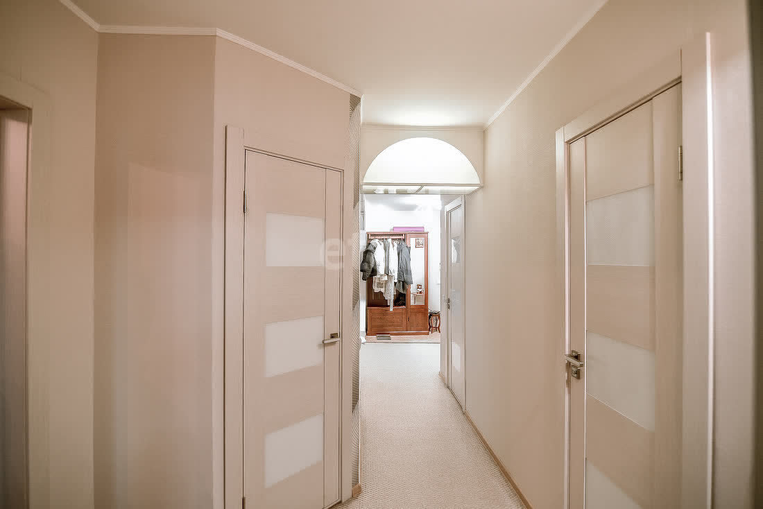 Продажа 3-комнатной квартиры, Южно-Сахалинск, Сахалинская область,  Южно-Сахалинск