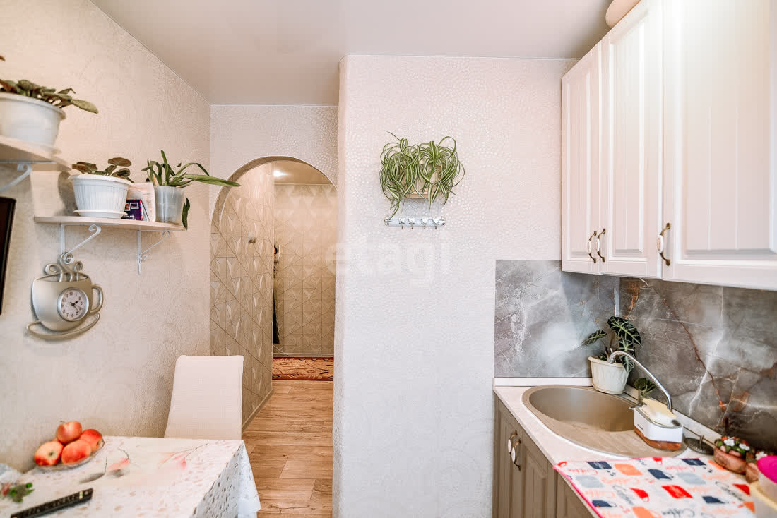 Продажа 3-комнатной квартиры, Южно-Сахалинск, Сахалинская область,  Южно-Сахалинск