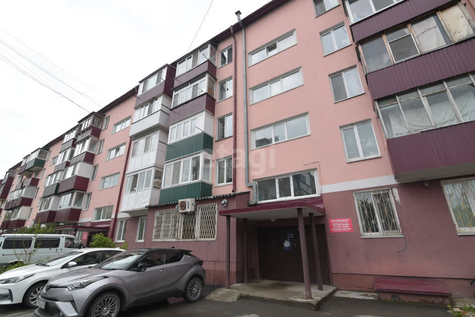 Продажа 2-комнатной квартиры, Южно-Сахалинск, Сахалинская область,  Южно-Сахалинск