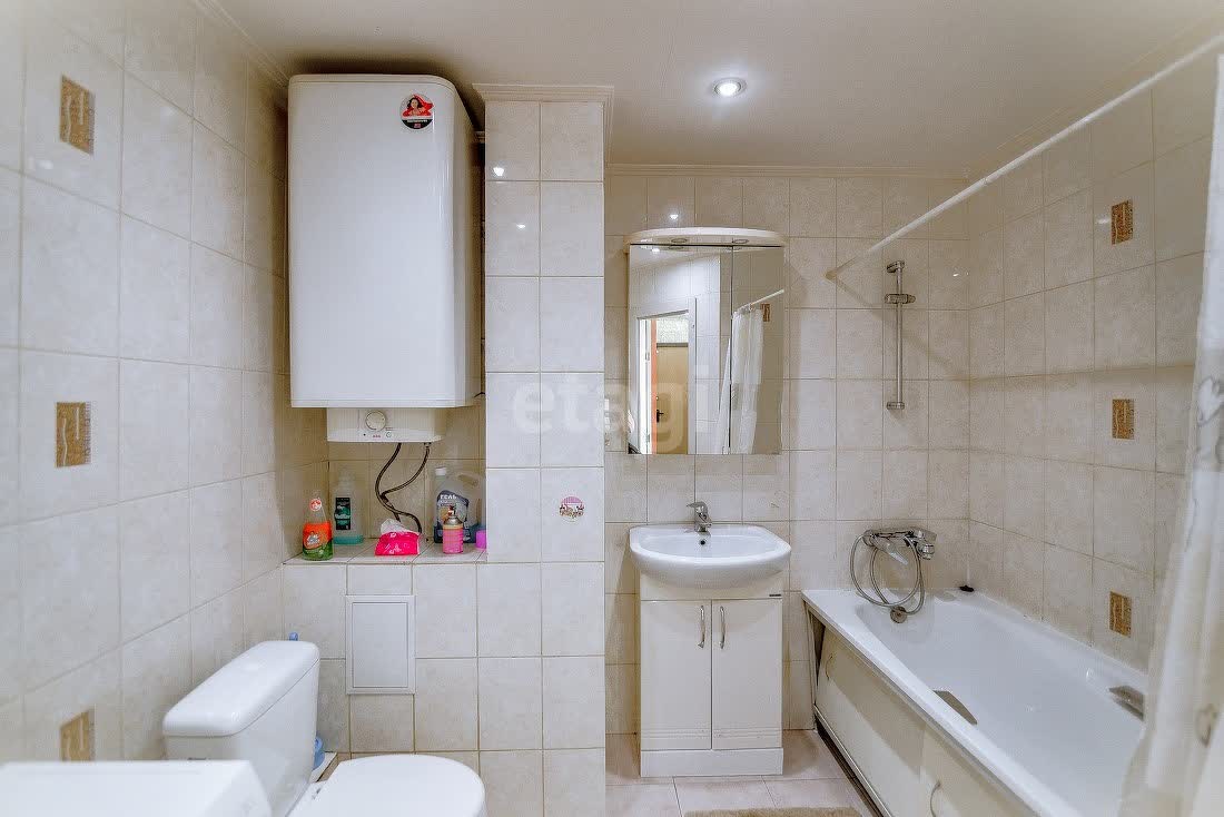 Продажа 2-комнатной квартиры, Южно-Сахалинск, Сахалинская область,  Южно-Сахалинск