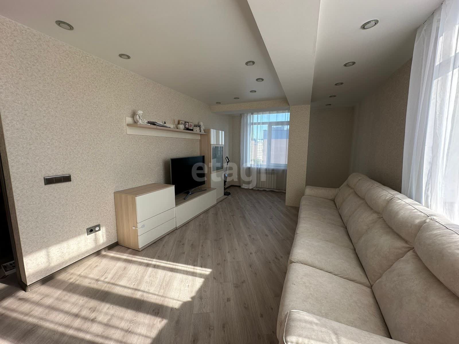 Продажа 2-комнатной квартиры, Южно-Сахалинск, Сахалинская область,  Южно-Сахалинск