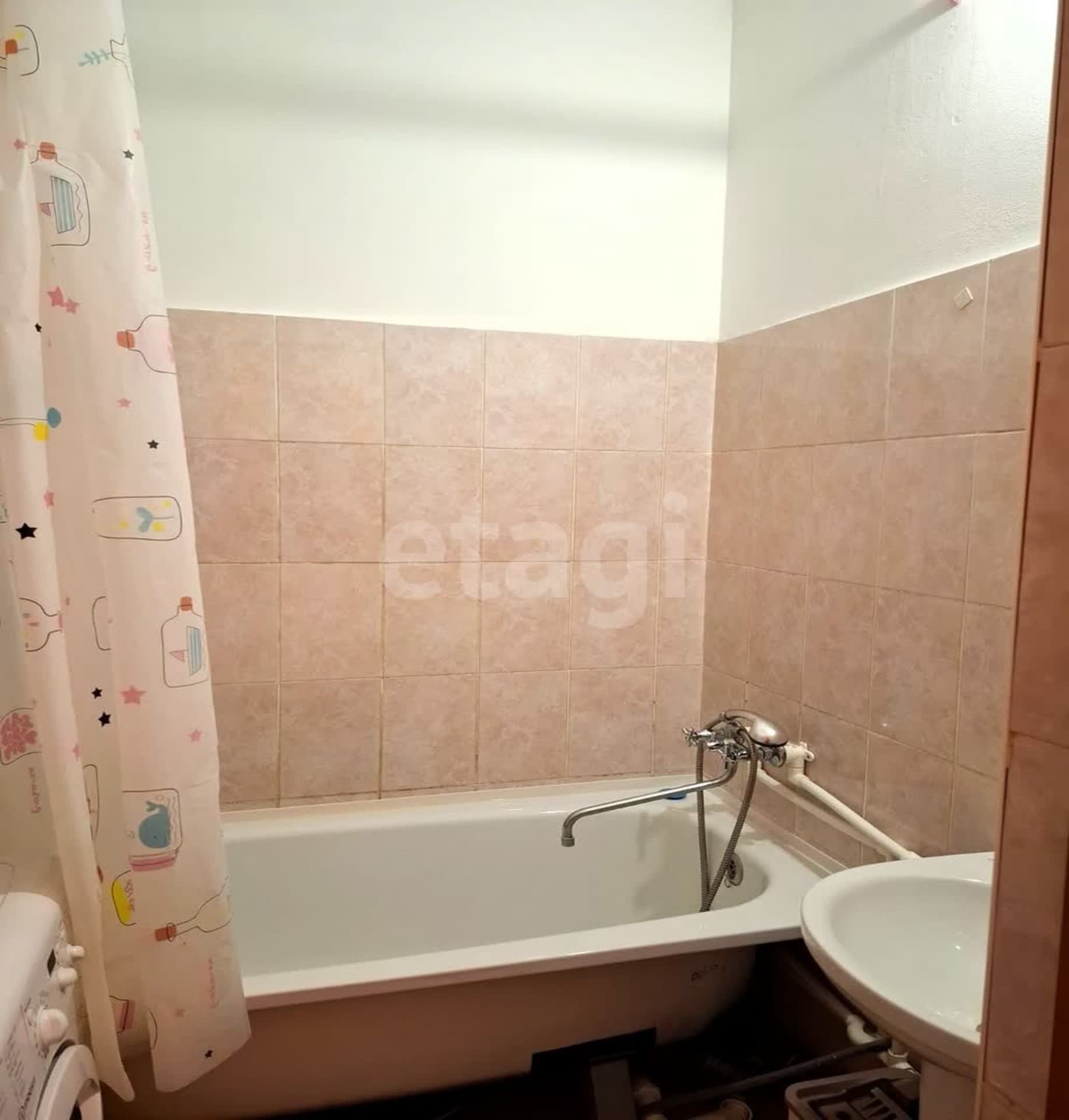 Продажа 3-комнатной квартиры, Южно-Сахалинск, Сахалинская область,  Южно-Сахалинск