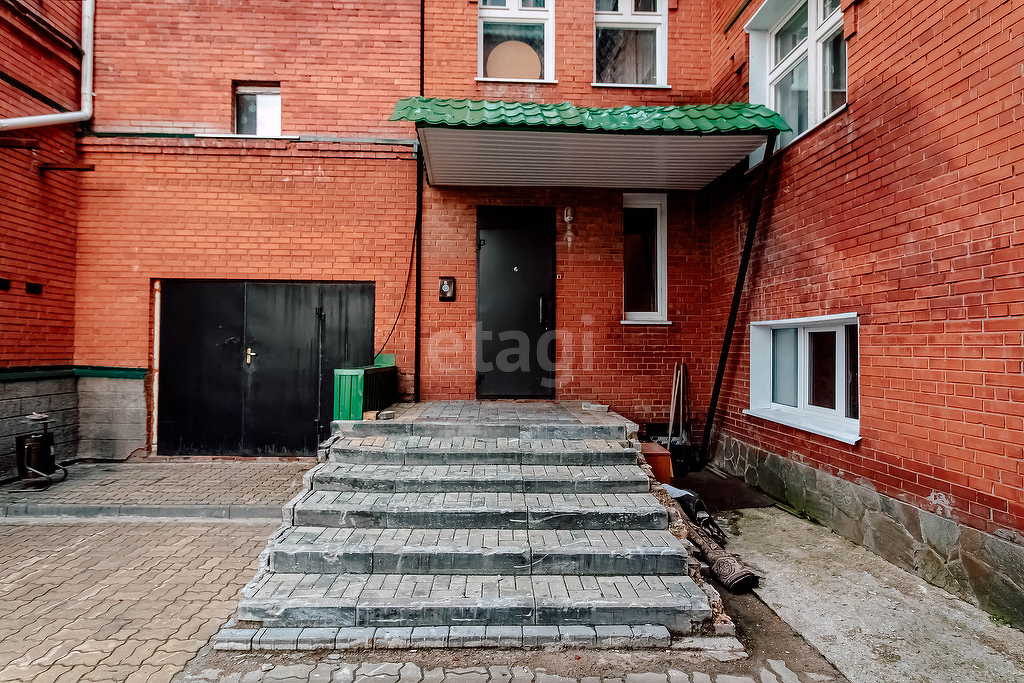 Продажа 6-комнатной квартиры, Ханты-Мансийск, Ханты-Мансийский автономный округ,  Ханты-Мансийск