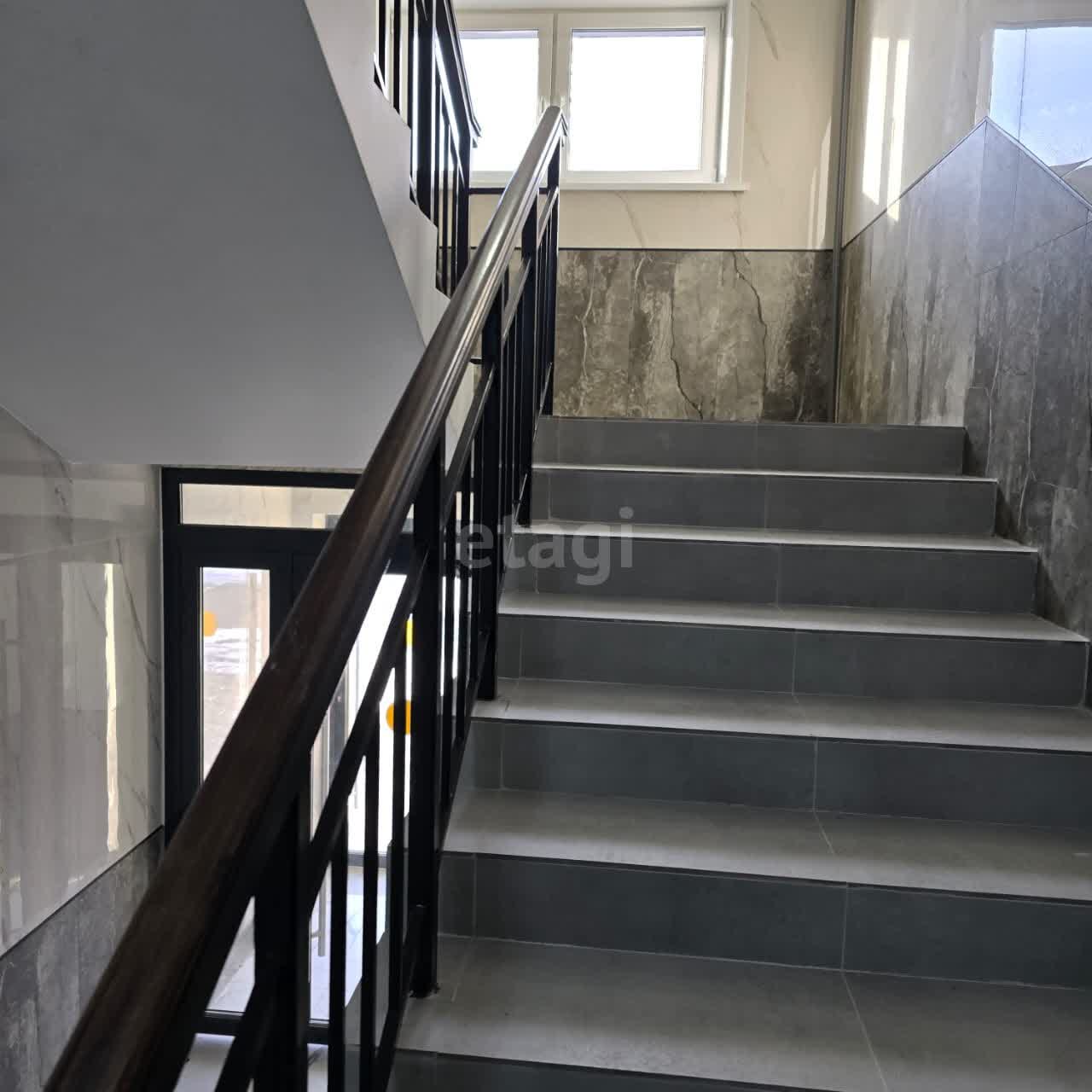 Продажа 2-комнатной квартиры, Южно-Сахалинск, Сахалинская область,  Южно-Сахалинск