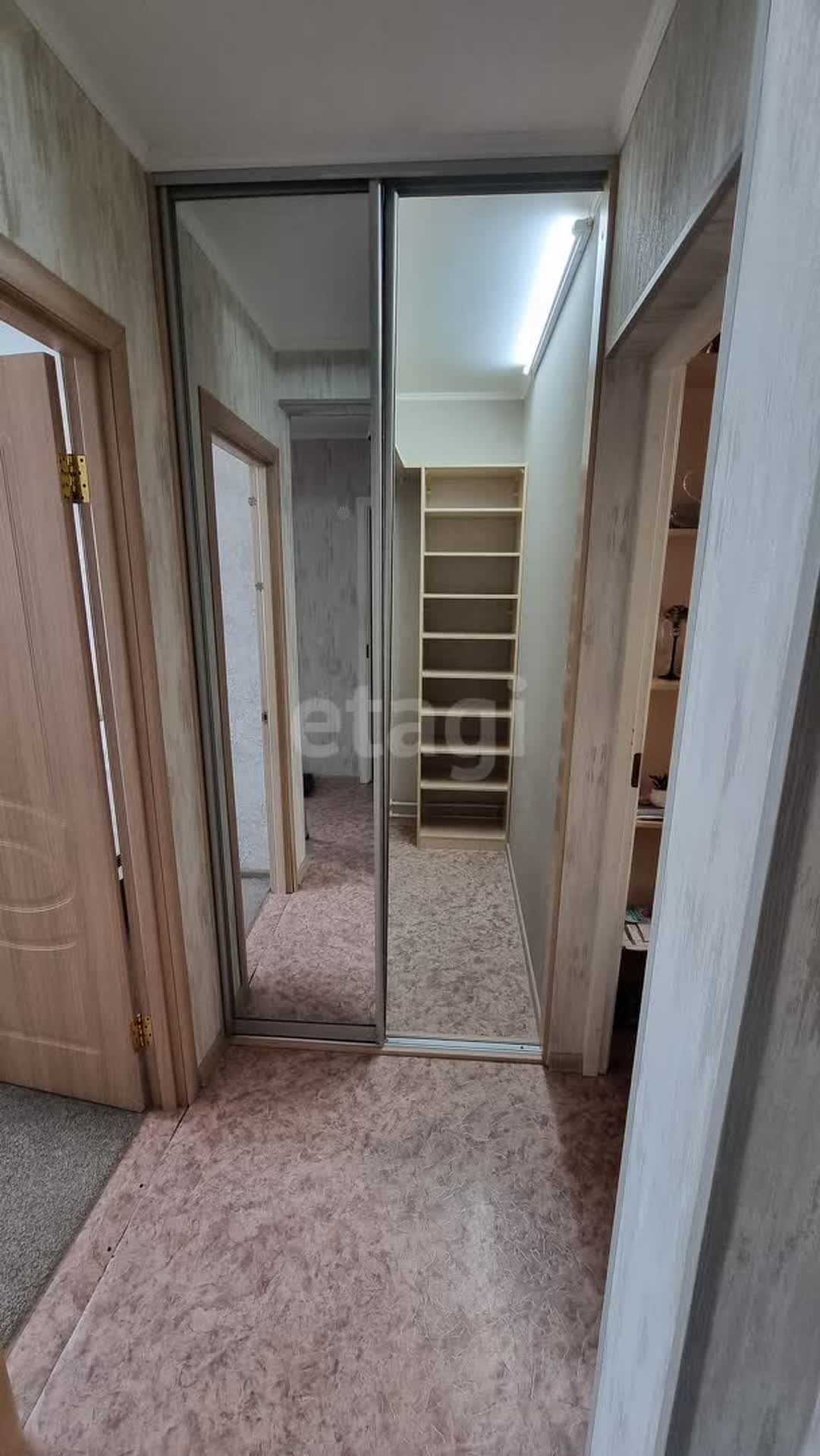 Продажа 2-комнатной квартиры, Южно-Сахалинск, Сахалинская область,  Южно-Сахалинск