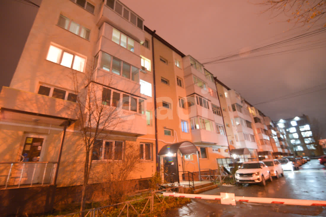 Продажа 2-комнатной квартиры, Южно-Сахалинск, Сахалинская область,  Южно-Сахалинск