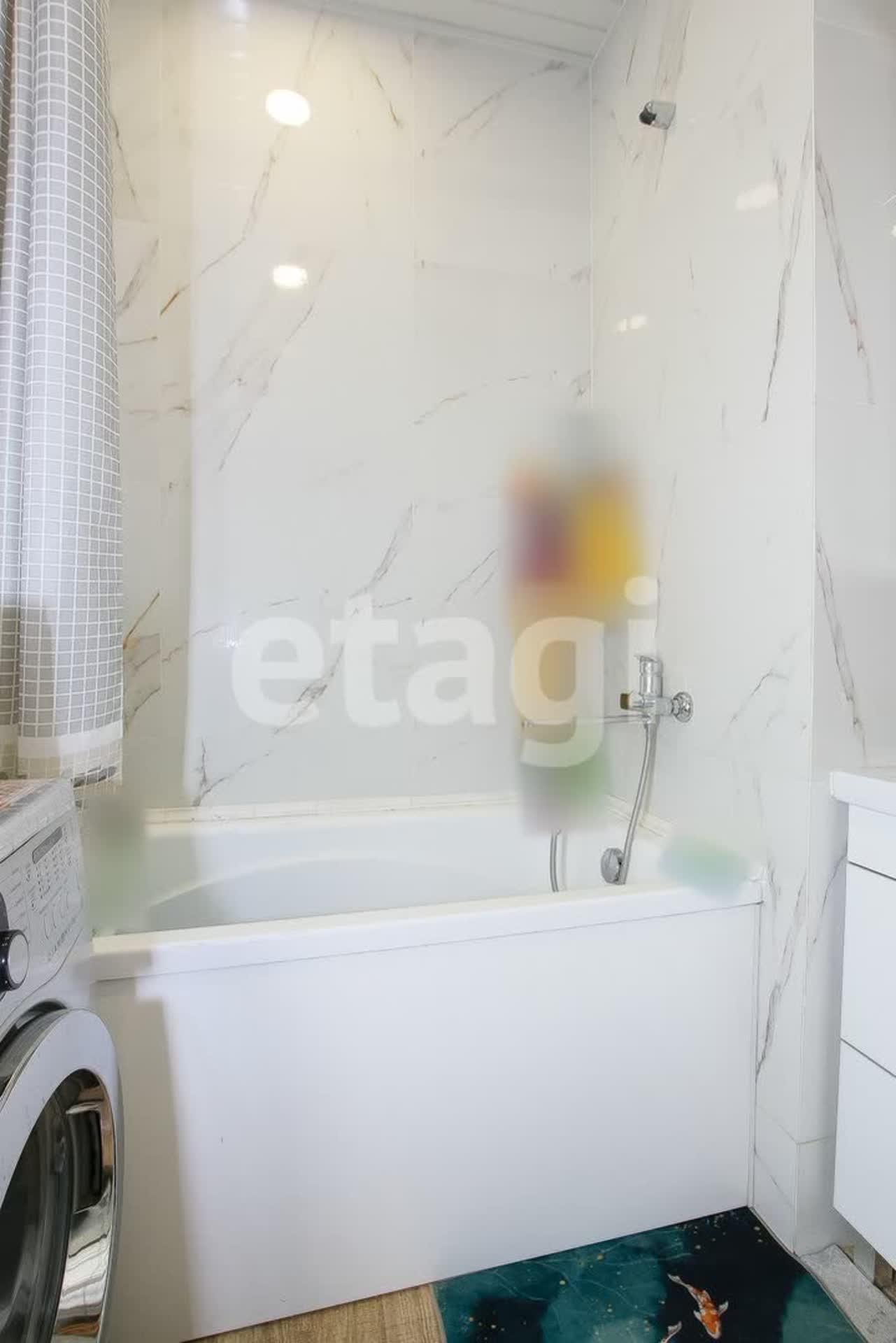 Продажа 3-комнатной квартиры, Улан-Удэ, Республика Бурятия,  Улан-Удэ