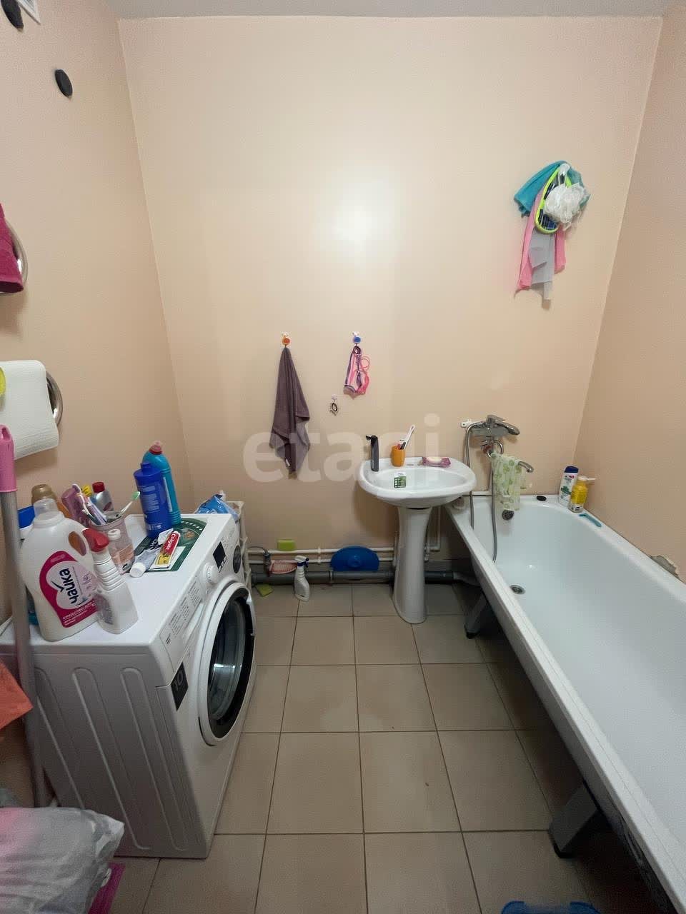 Продажа 2-комнатной квартиры, Южно-Сахалинск, Сахалинская область,  Южно-Сахалинск