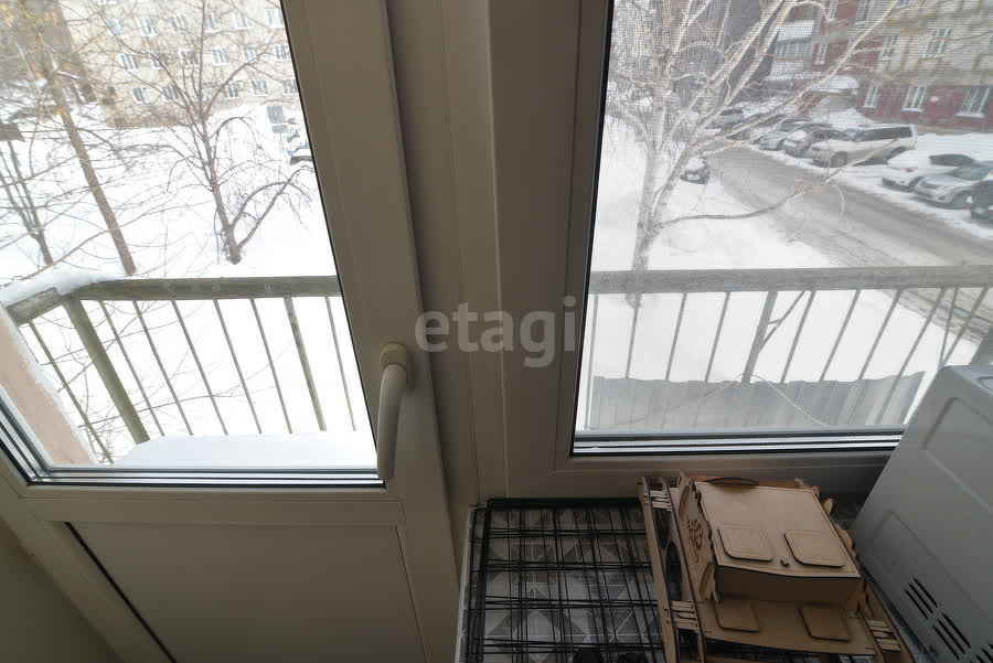 Продажа 3-комнатной квартиры, Южно-Сахалинск, Сахалинская область,  Южно-Сахалинск