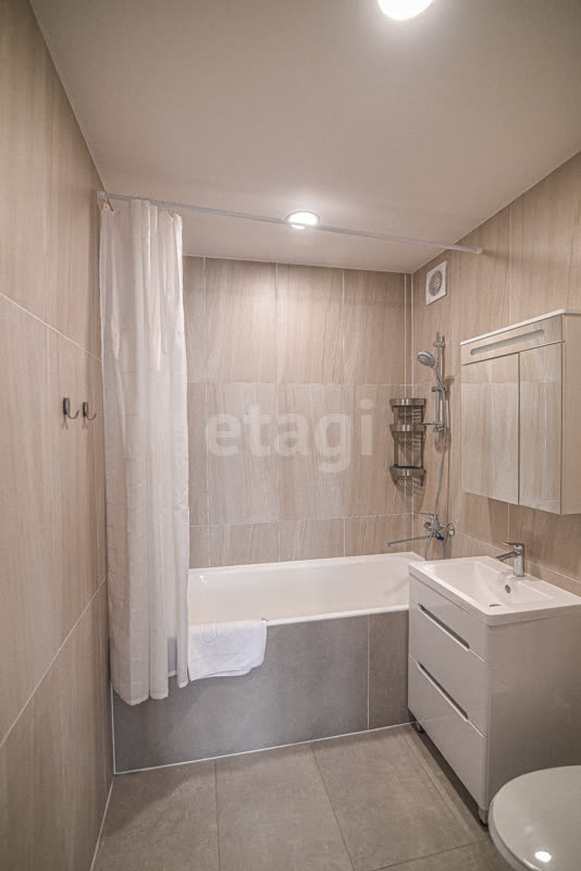 Аренда 2-комнатной квартиры, Южно-Сахалинск, Сахалинская область,  Южно-Сахалинск