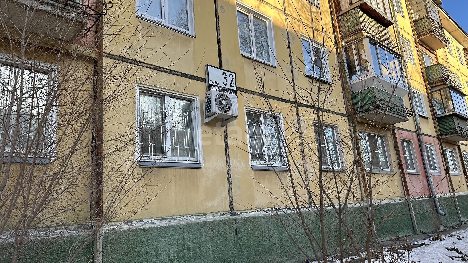 2к. квартира Космонавтов, 32 