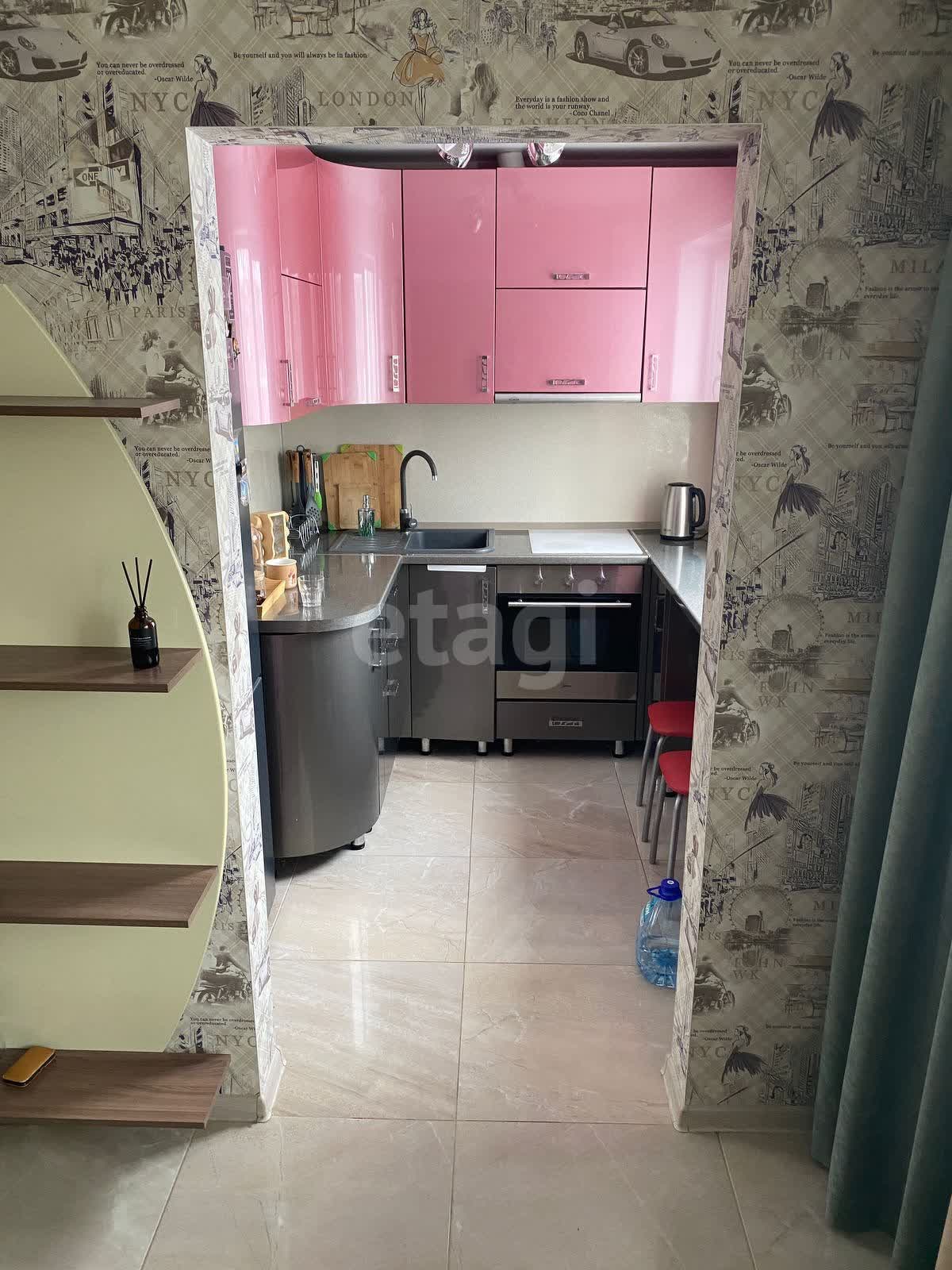 Продажа 3-комнатной квартиры, Южно-Сахалинск, Сахалинская область,  Южно-Сахалинск