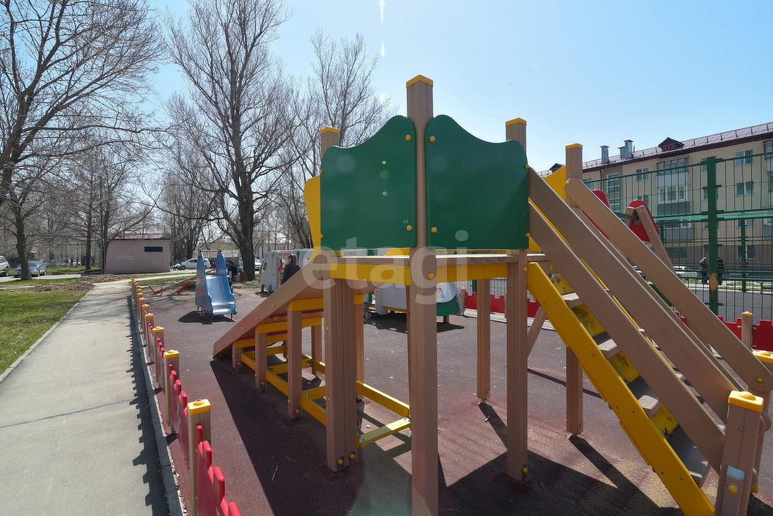 Продажа 3-комнатной квартиры, Южно-Сахалинск, Сахалинская область,  Южно-Сахалинск