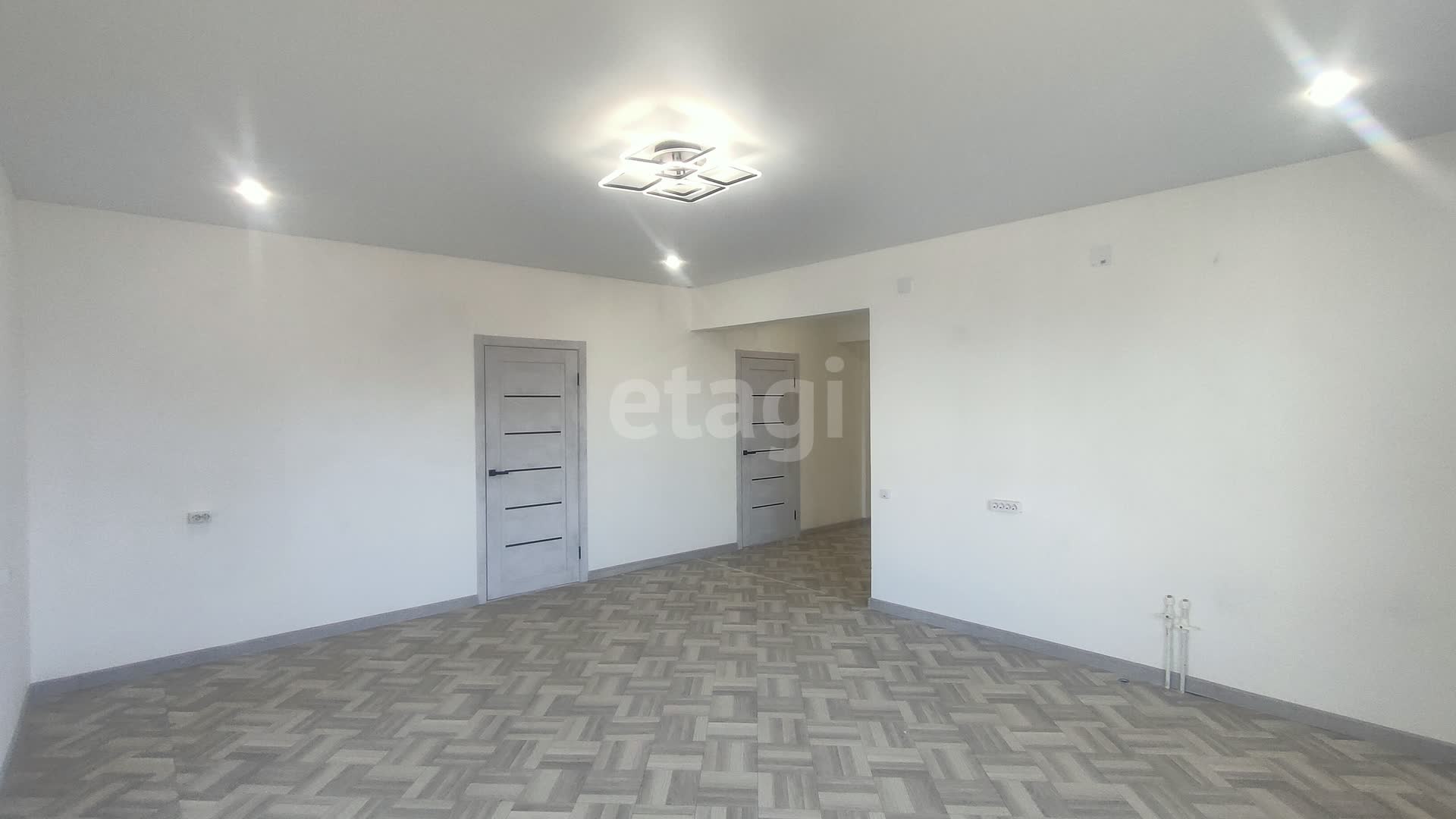 Продажа дома, 195м <sup>2</sup>, 8 сот., Улан-Удэ, Республика Бурятия,  Тарбагатайский