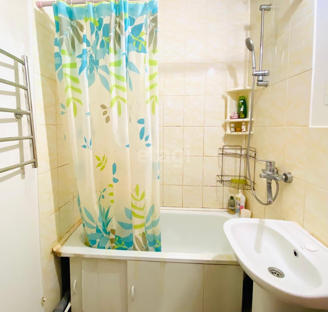 Продажа 2-комнатной квартиры, Южно-Сахалинск, Сахалинская область,  Южно-Сахалинск