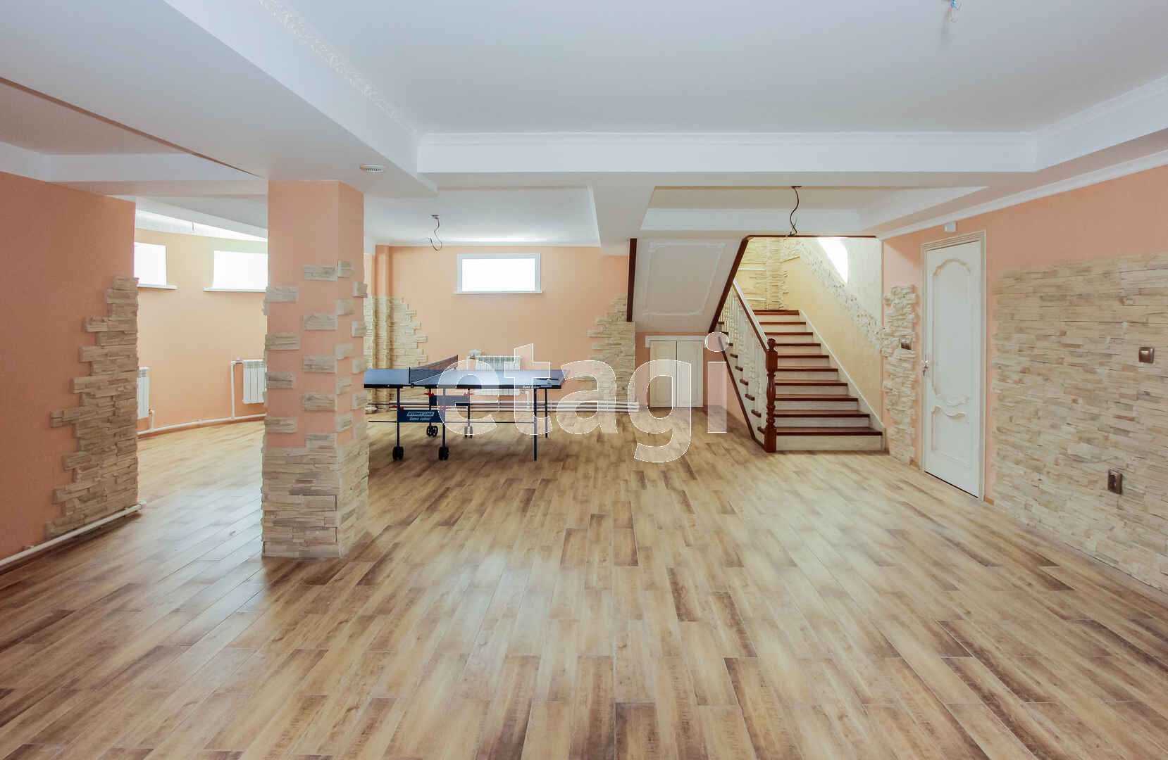 Продажа дома, 272м <sup>2</sup>, 7 сот., Улан-Удэ, Республика Бурятия,  Железнодорожный