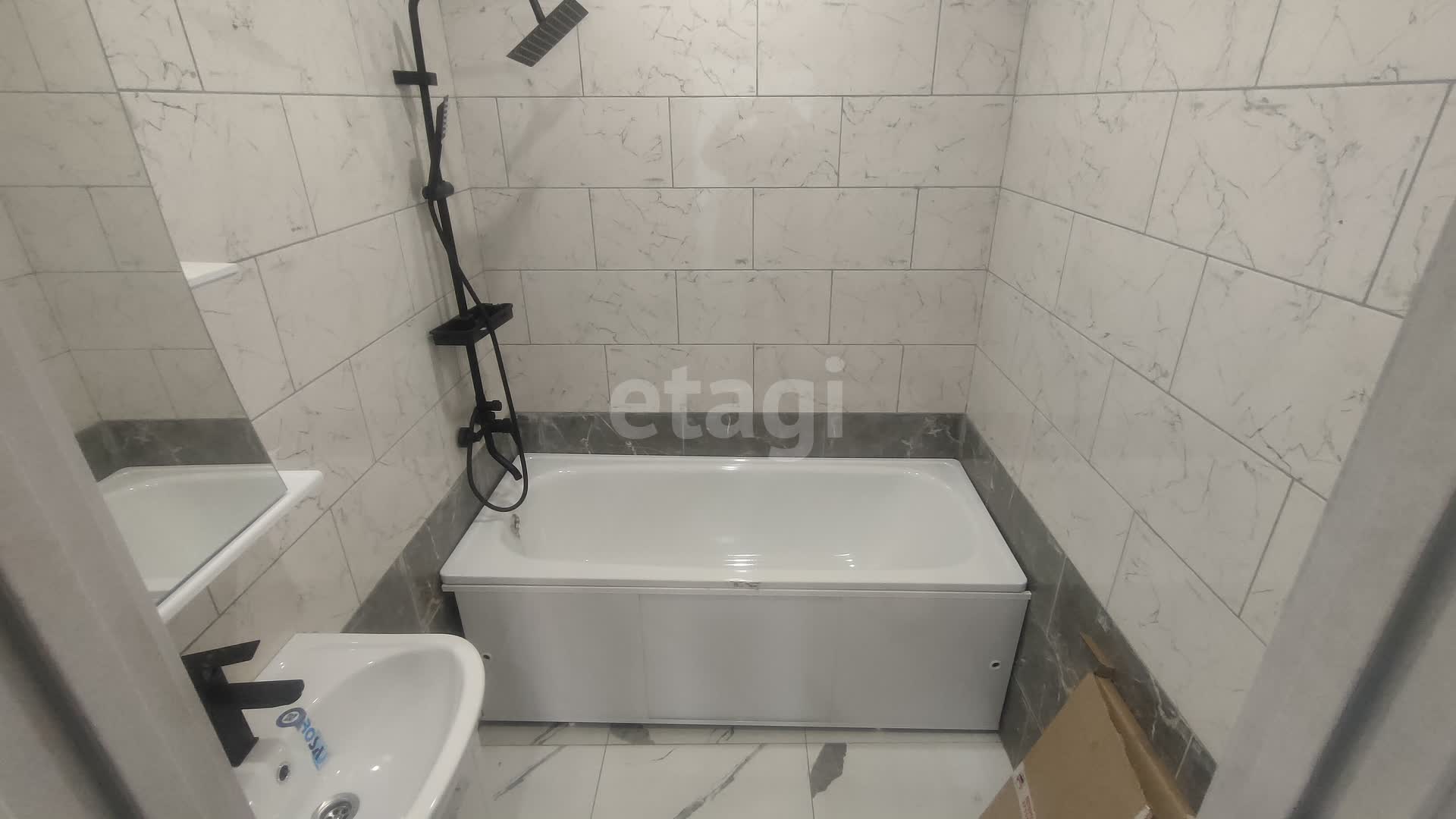 Продажа дома, 195м <sup>2</sup>, 8 сот., Улан-Удэ, Республика Бурятия,  Тарбагатайский