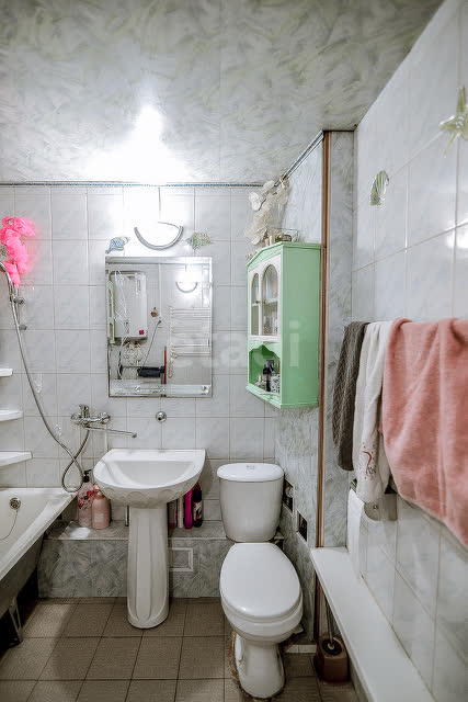 Продажа 3-комнатной квартиры, Южно-Сахалинск, Сахалинская область,  Южно-Сахалинск