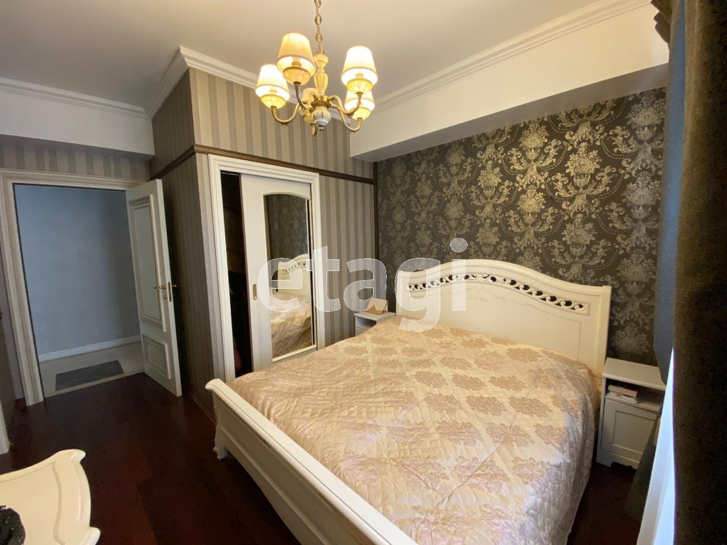 Продажа 4-комнатной квартиры, Южно-Сахалинск, Сахалинская область,  Южно-Сахалинск