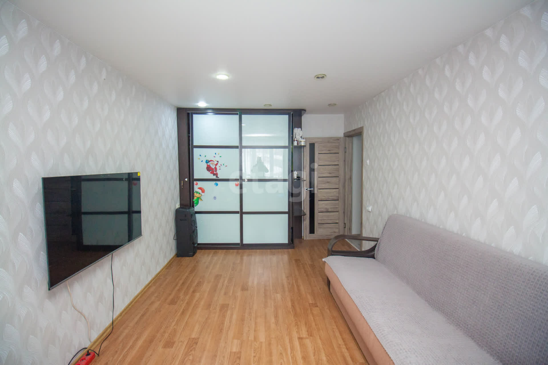 Продажа 2-комнатной квартиры, Южно-Сахалинск, Сахалинская область,  Южно-Сахалинск