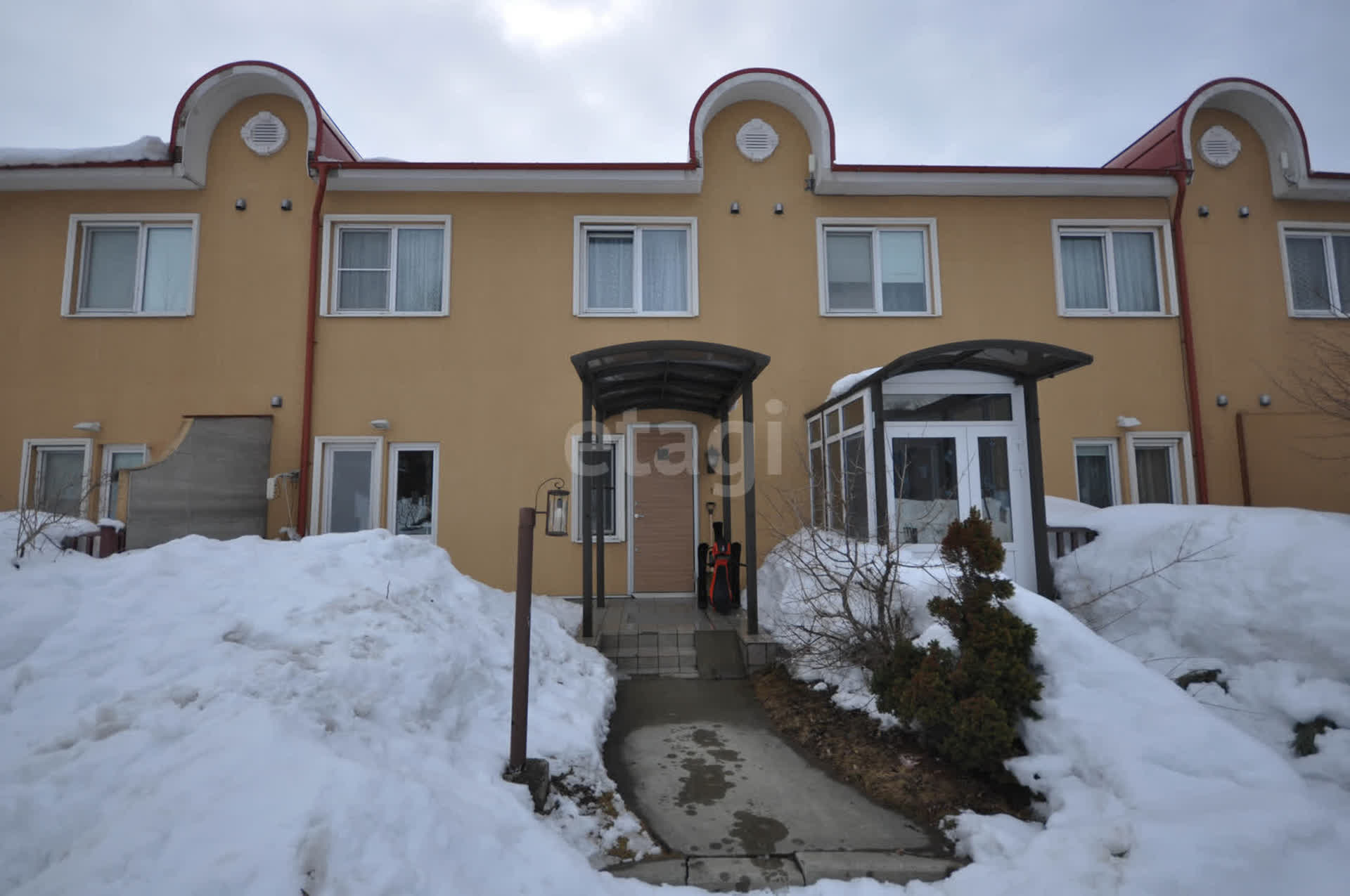 Аренда 2-комнатной квартиры, Южно-Сахалинск, Сахалинская область,  Южно-Сахалинск